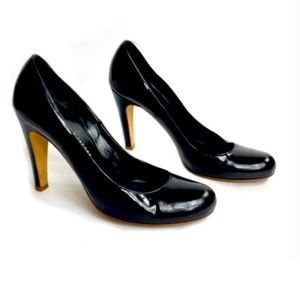 MARC by MARC JACOBS Black Pumps